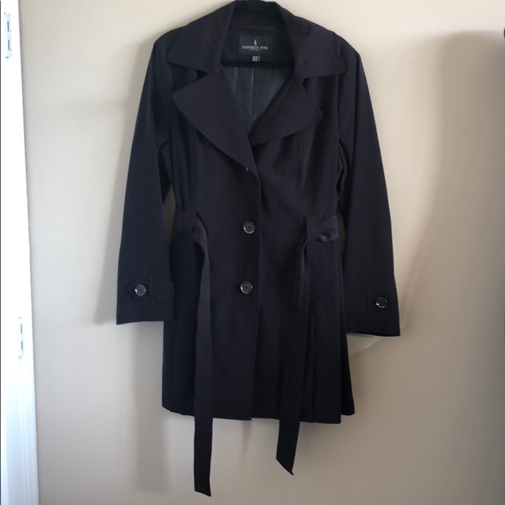 London Fog Raincoat Women’s Size XL Purple